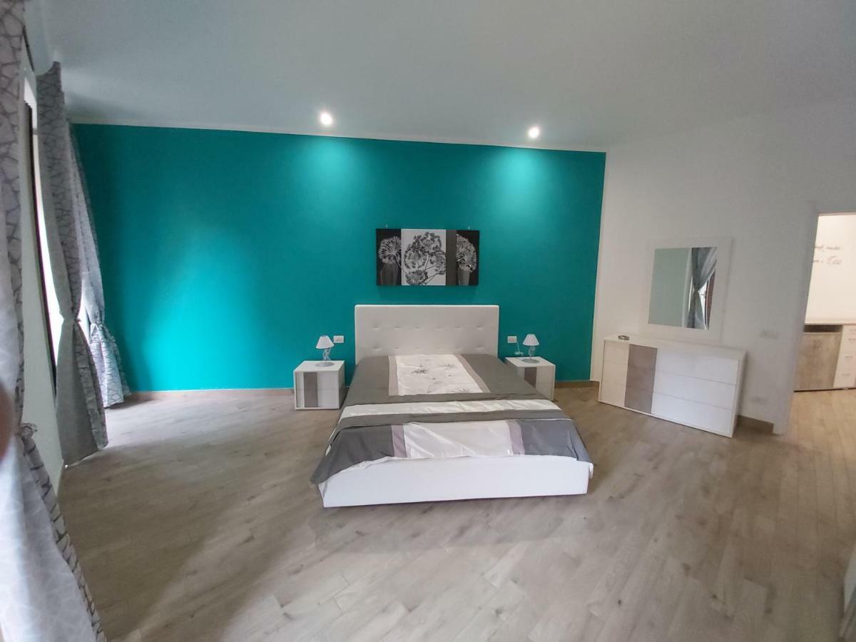 Dormire A Napoli Centro Holiday House Casa Vacanza Exterior photo